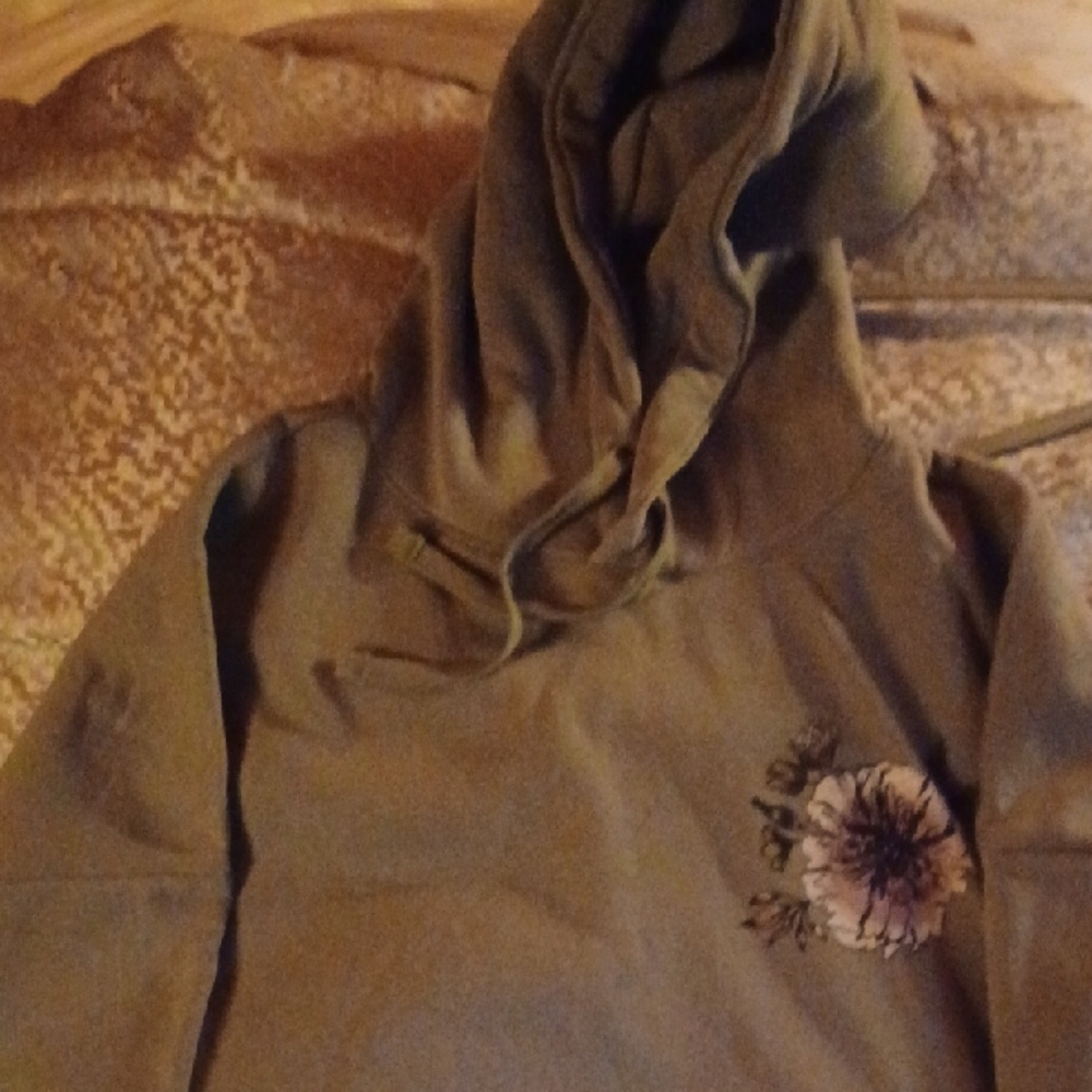 Green Hoodie with Floral Embroidery